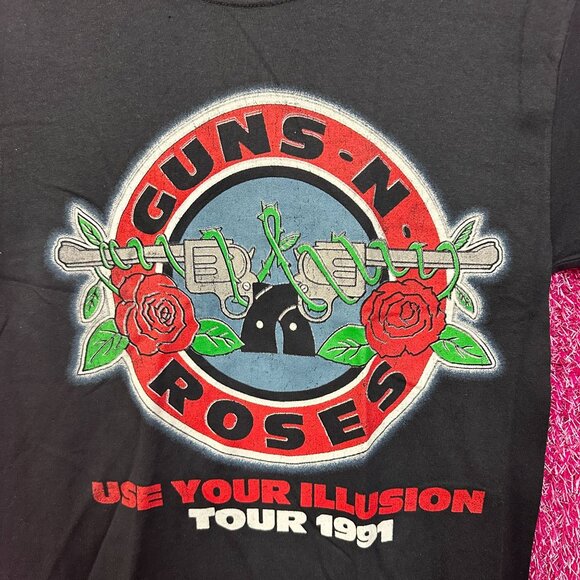 Guns N’ Roses Use Your Illusion Tour 1991 Rock Band Tee S - Picture 2 of 4